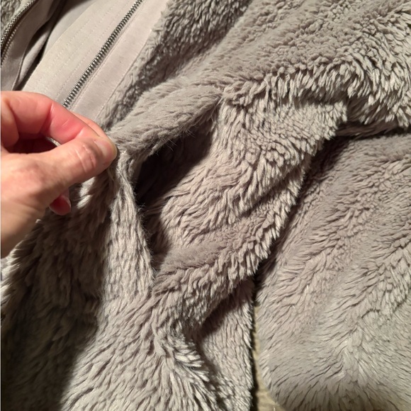 Varley Norfolk Jacket Teddy Fleece, XS, very good condition. Greige color - Picture 11 of 13